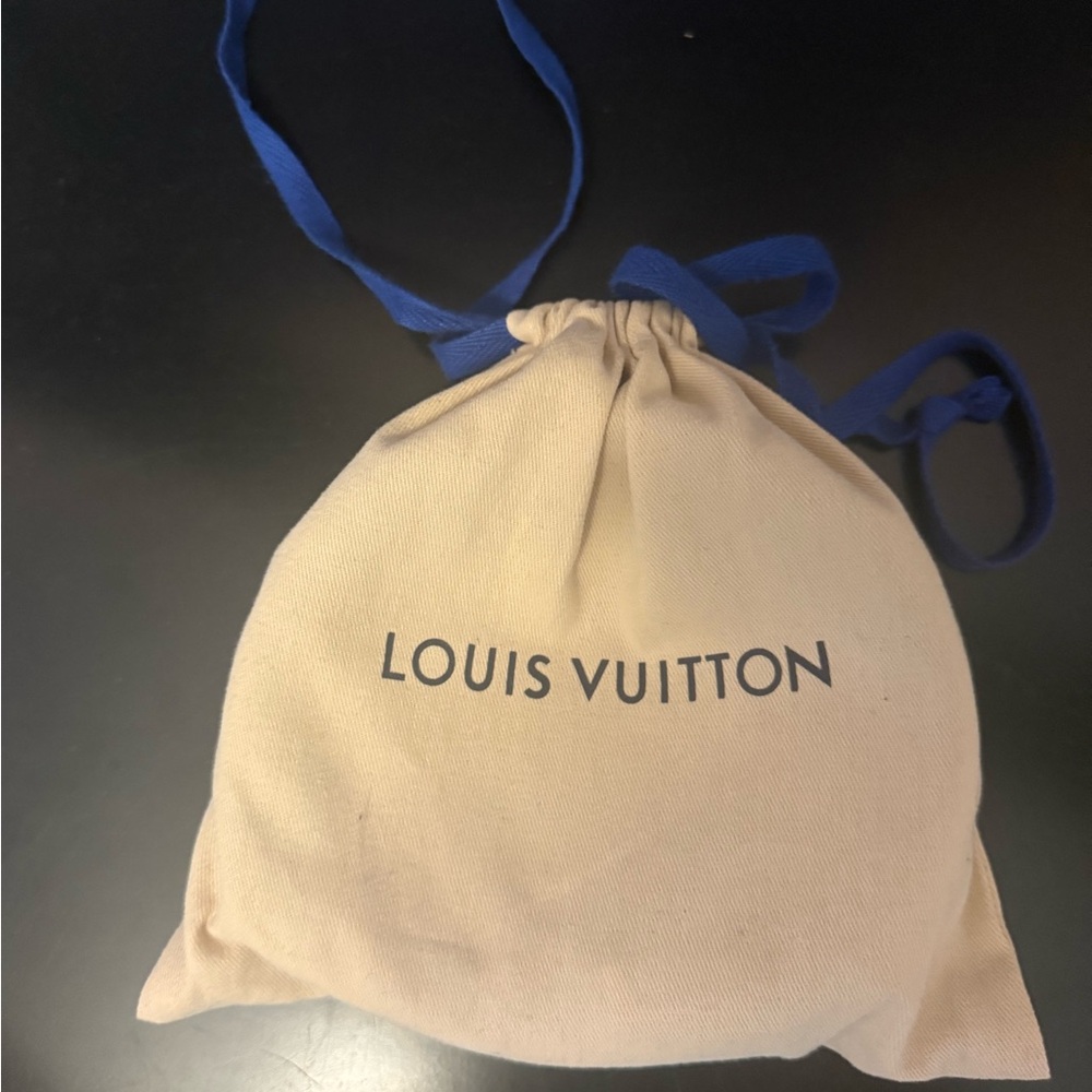 Louis Vuitton belt